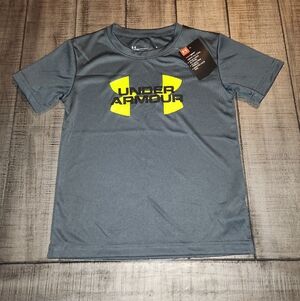 NWT Under Armour Gray Performance Tee with Neon Yellow Logo